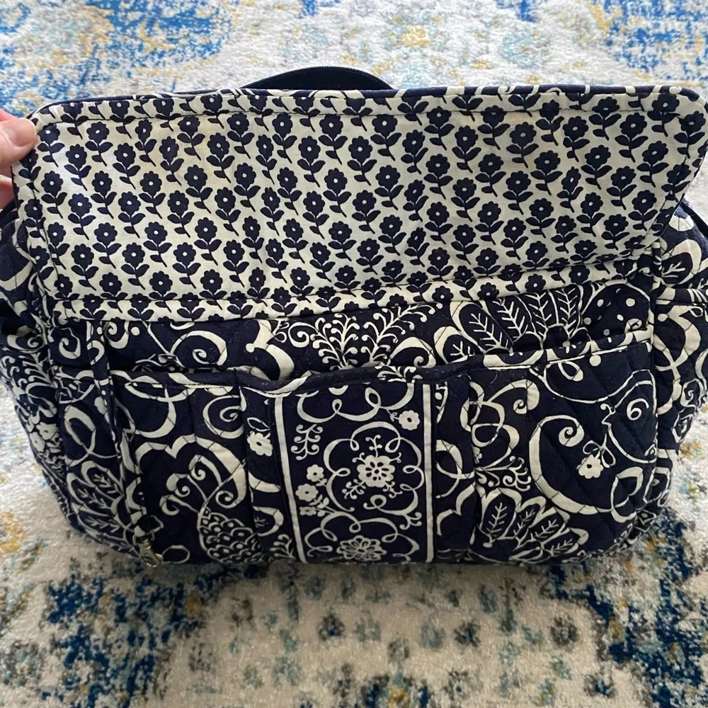 Vera Bradley Twirly Birds (Retired) Navy Cotton Diaper Bag EUC